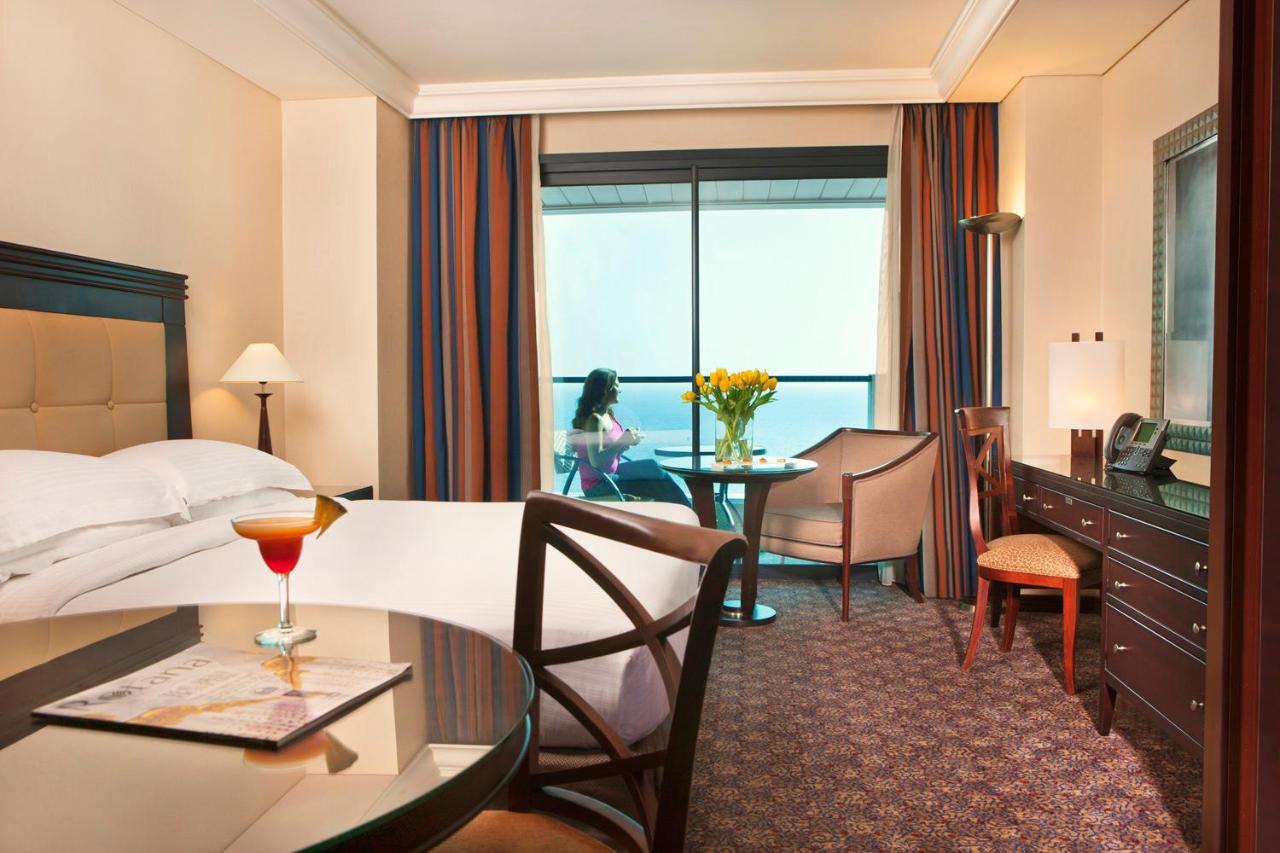 Aparthotel Raouche Arjaan By Rotana Bejrút Exteriér fotografie