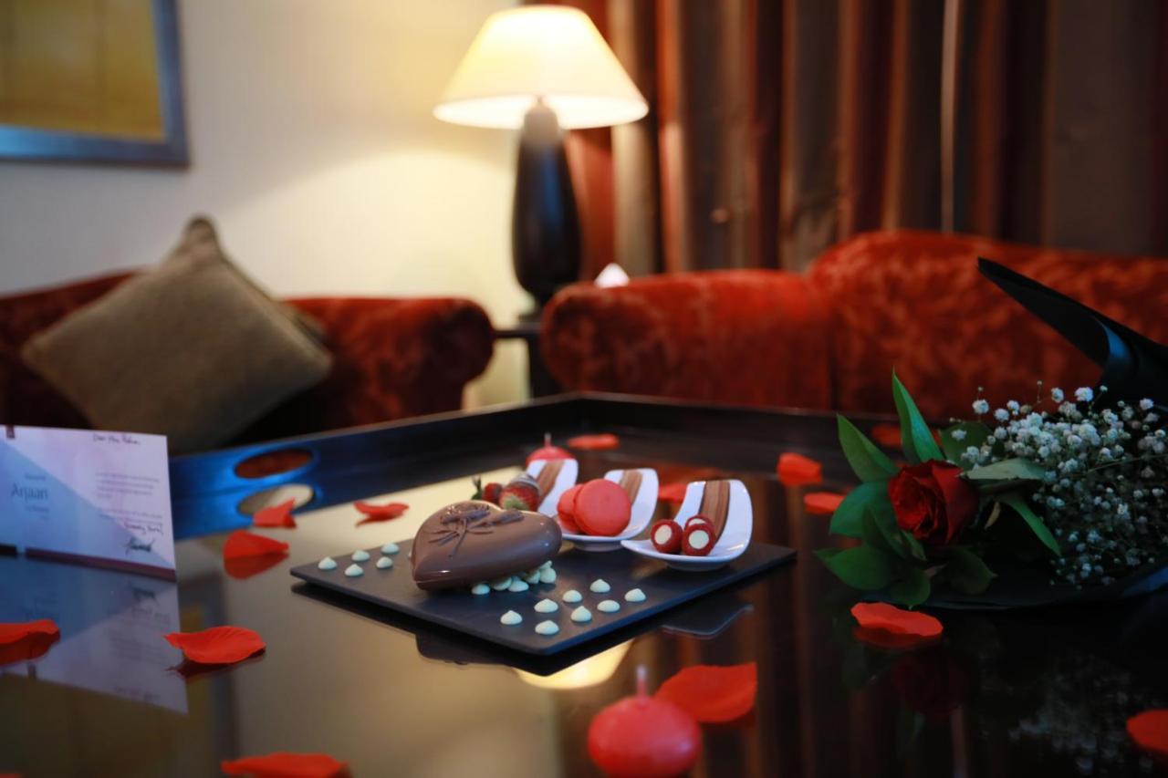 Aparthotel Raouche Arjaan By Rotana Bejrút Exteriér fotografie