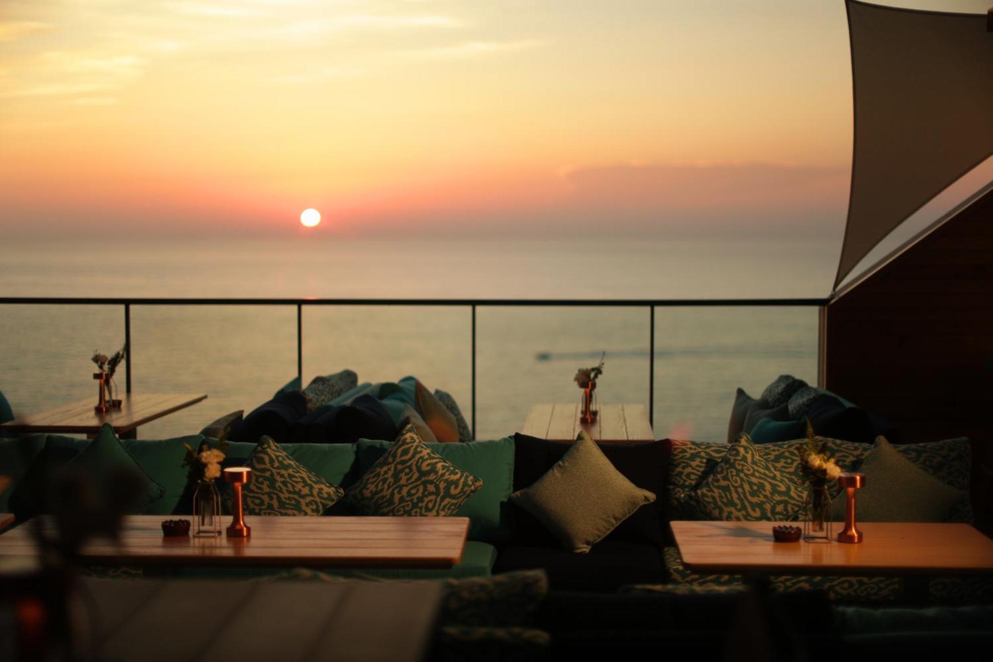 Aparthotel Raouche Arjaan By Rotana Bejrút Exteriér fotografie