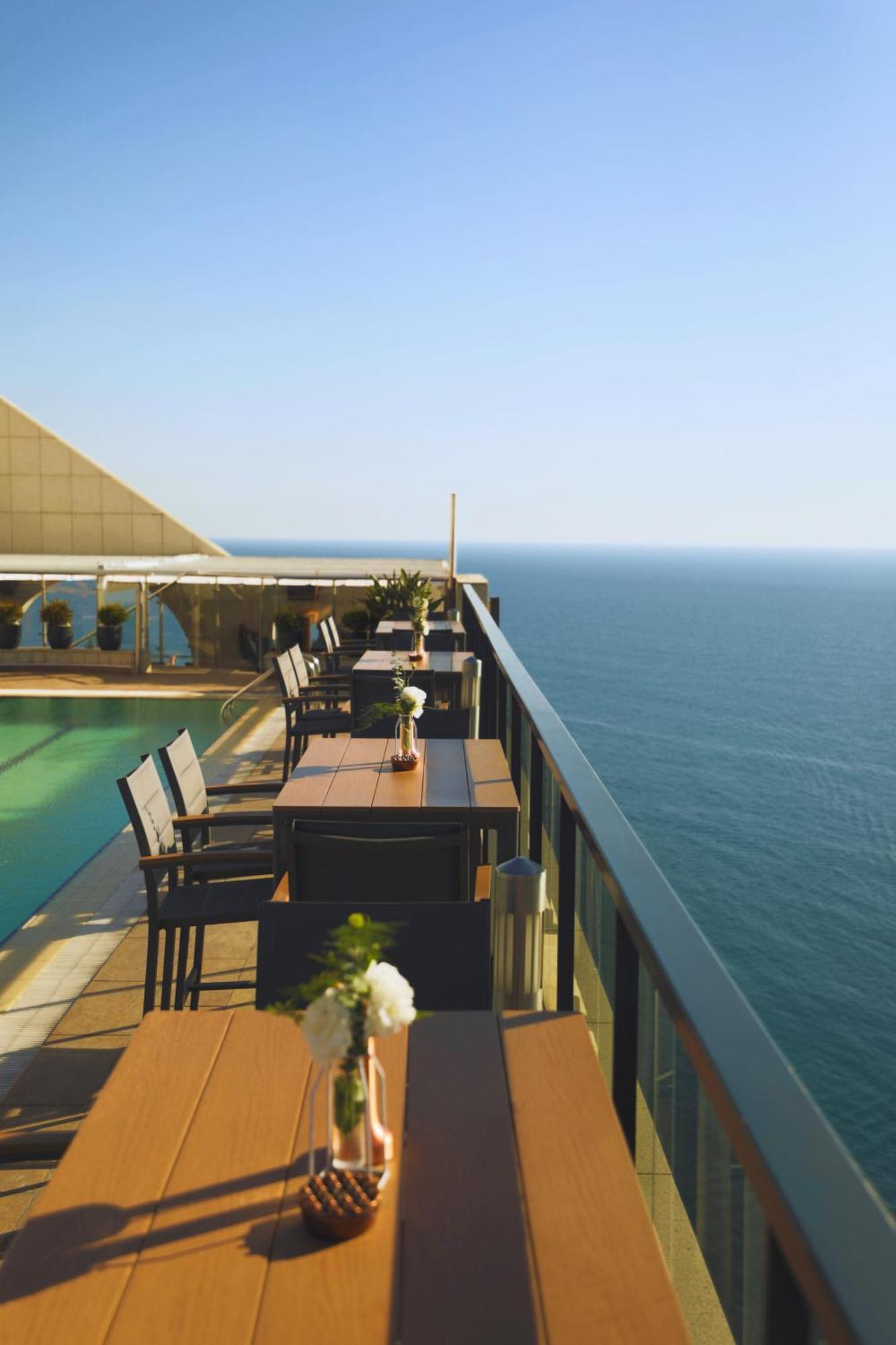 Aparthotel Raouche Arjaan By Rotana Bejrút Exteriér fotografie