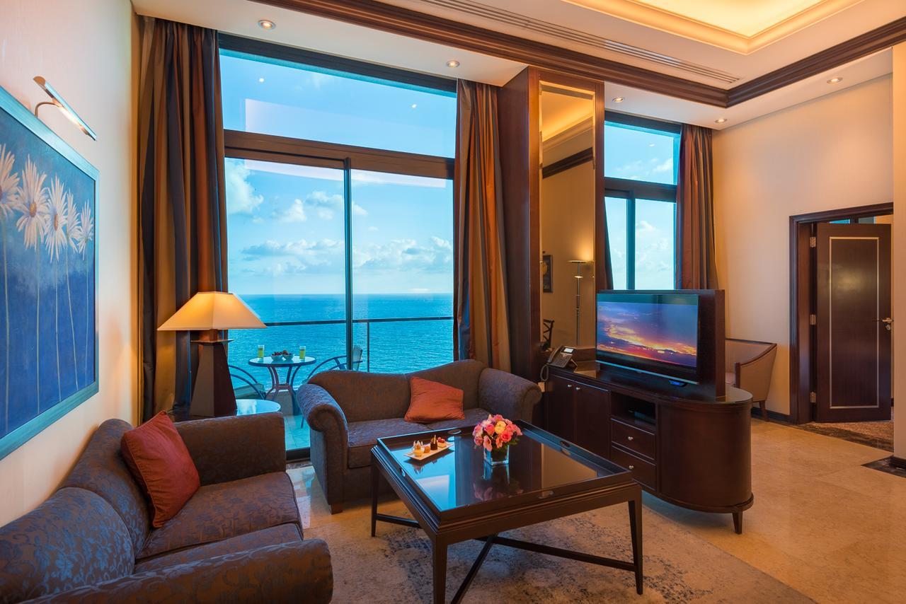 Aparthotel Raouche Arjaan By Rotana Bejrút Exteriér fotografie