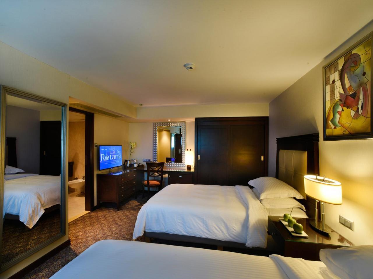 Aparthotel Raouche Arjaan By Rotana Bejrút Exteriér fotografie